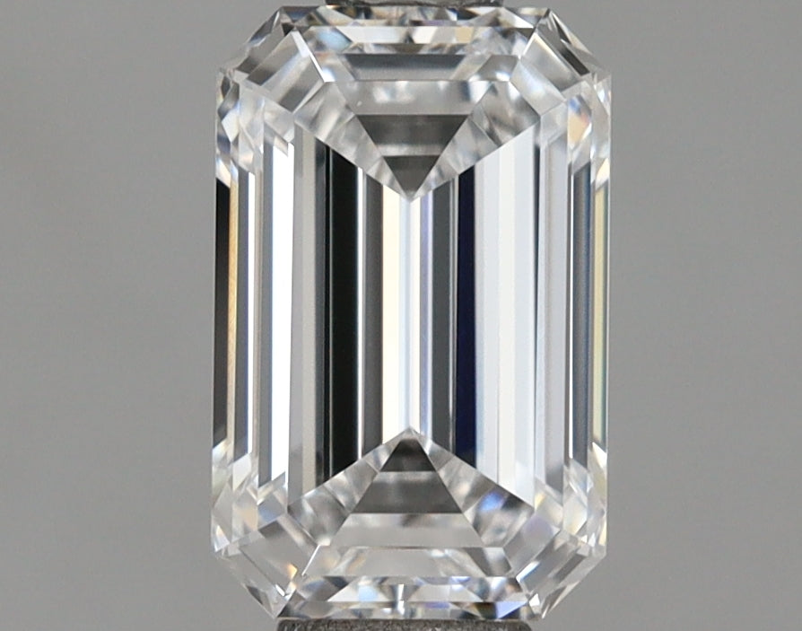 1.06 Carat Emerald Shaped, Ideal Cut, D Color, VVS1 Clarity, IGI Certified Lab Grown Diamond