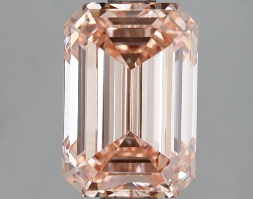 2.26 Carat Emerald Shaped, Ideal Cut, VS1 Clarity, IGI Certified Lab Grown Diamond