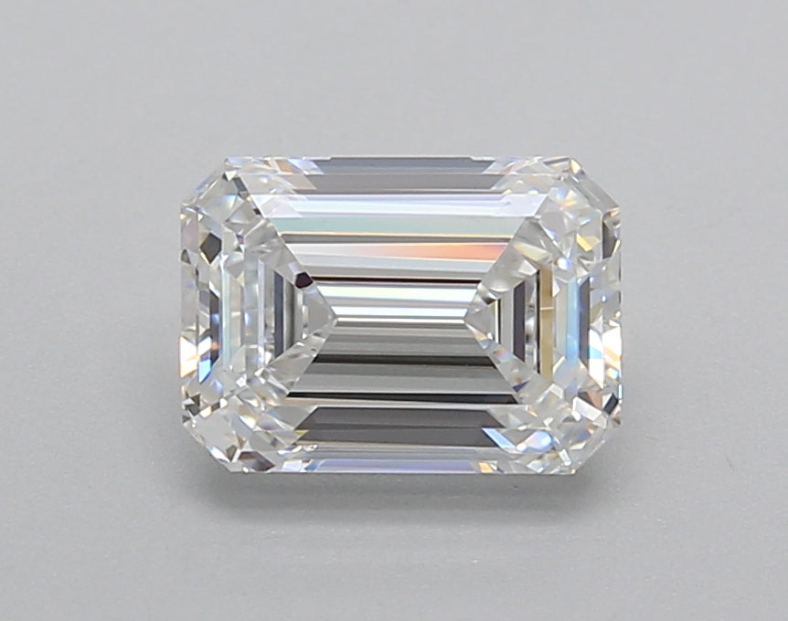 1.50 Carat Emerald Shaped, Very Good Cut, E Color, VVS2 Clarity, IGI Certified Lab Grown Diamond