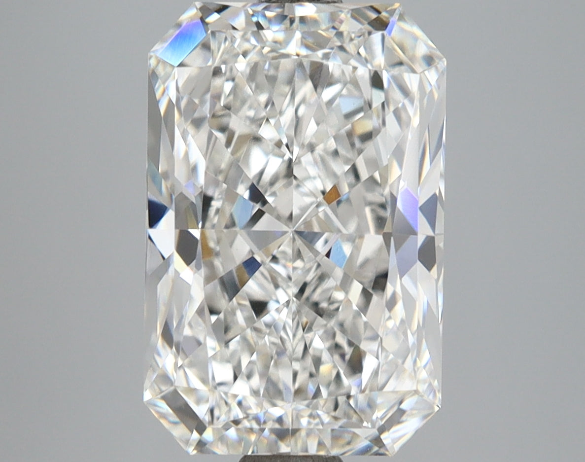 2.75 Carat Radiant Shaped, Ideal Cut, E Color, VS1 Clarity, IGI Certified Lab Grown Diamond