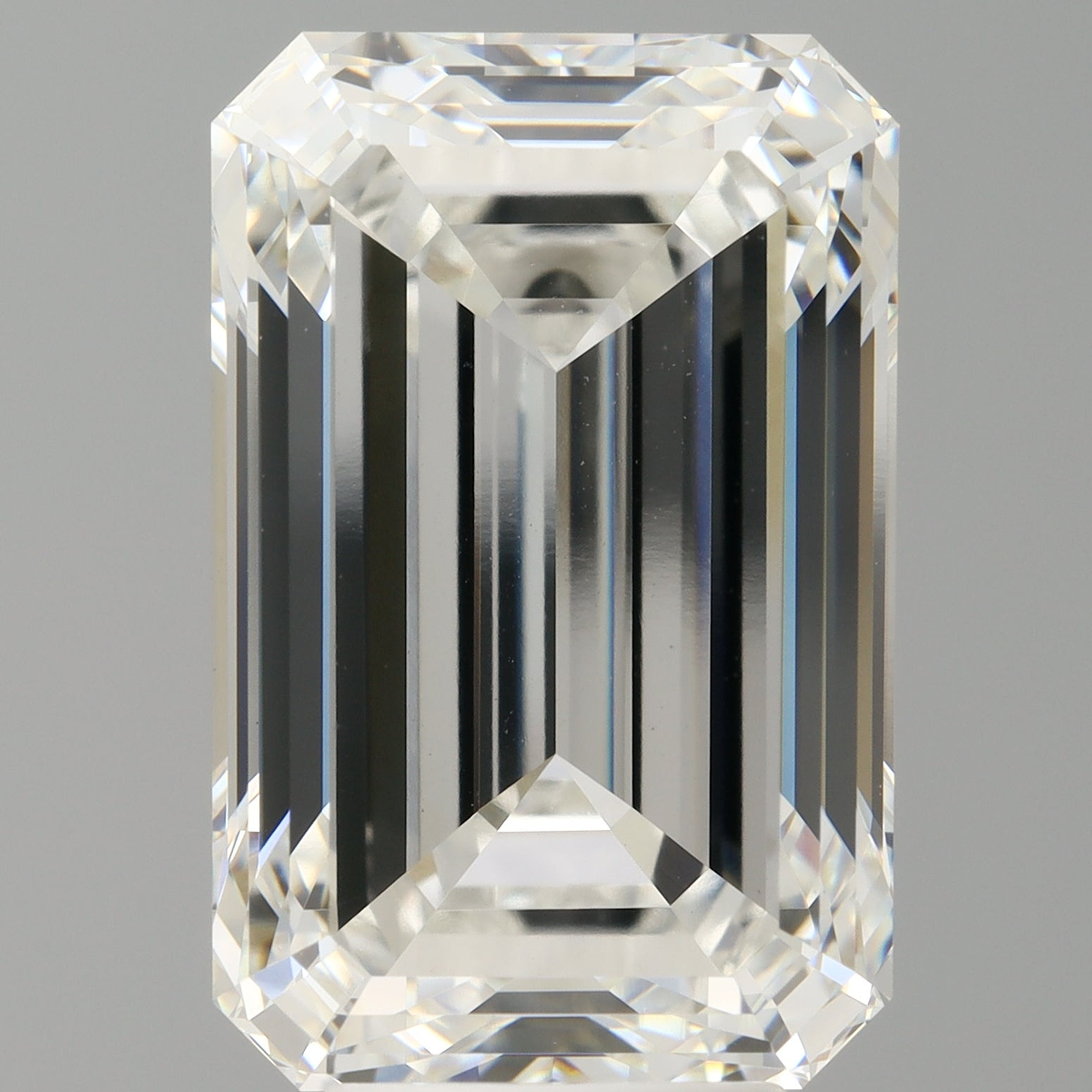 7.52 Carat Emerald Shaped, Ideal Cut, F Color, VVS2 Clarity, IGI Certified Lab Grown Diamond
