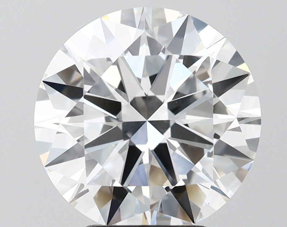 4.52 Carat Round Shaped, Excellent Cut, E Color, VVS2 Clarity, IGI Certified Lab Grown Diamond