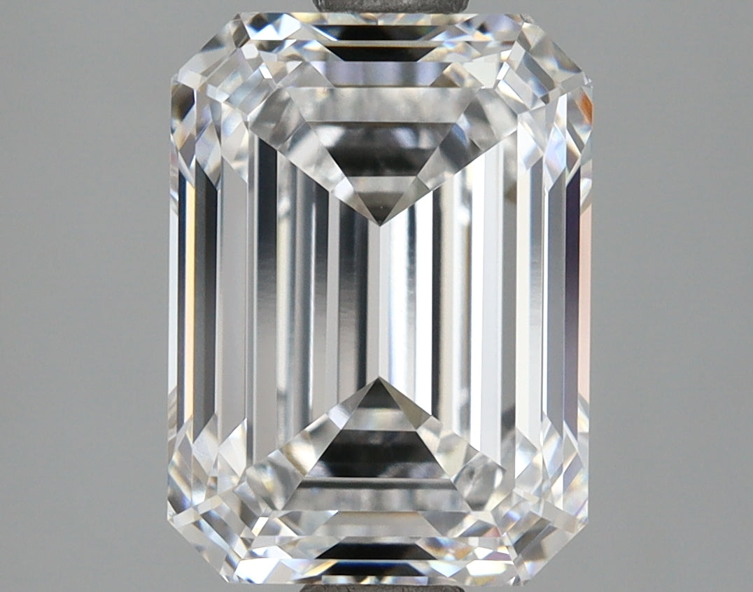 3.50 Carat Emerald Shaped, Ideal Cut, D Color, VVS1 Clarity, IGI Certified Lab Grown Diamond