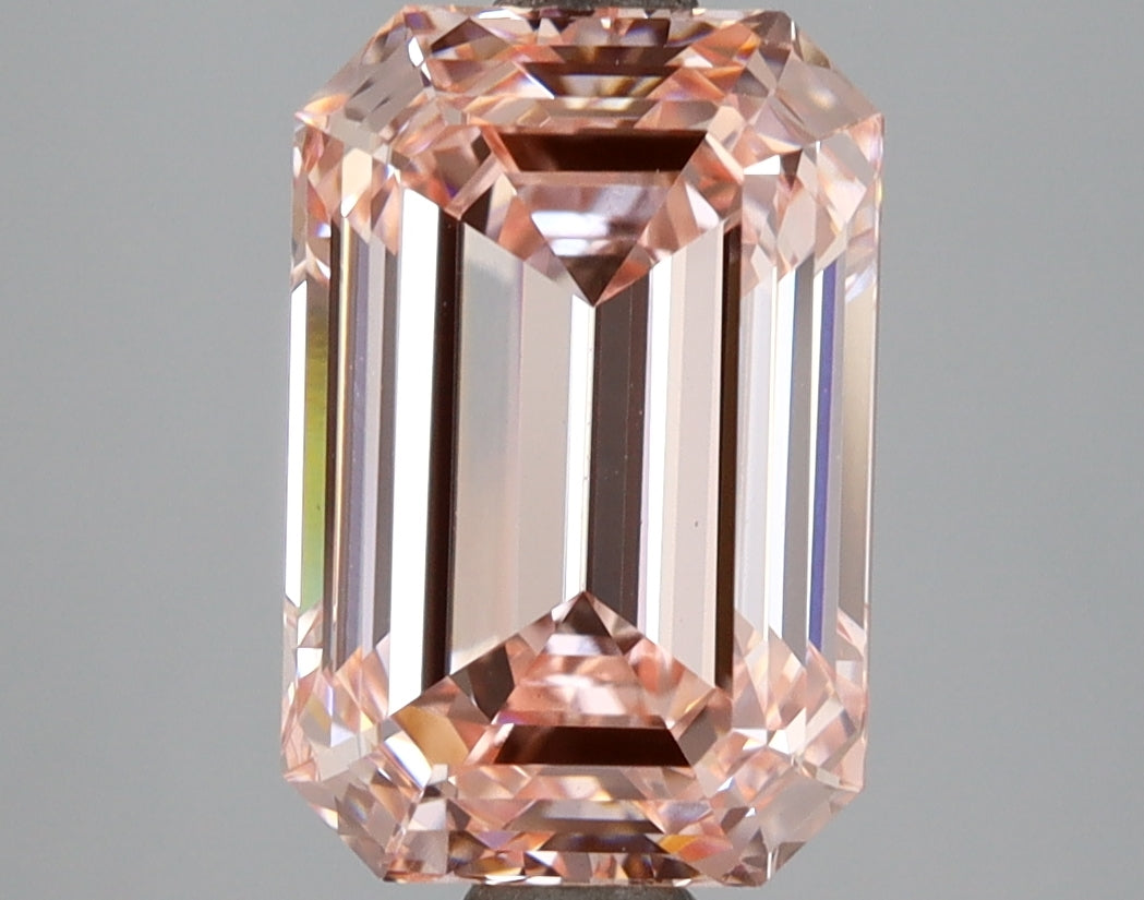 4.03 Carat Emerald Shaped, Ideal Cut, VS1 Clarity, IGI Certified Lab Grown Diamond