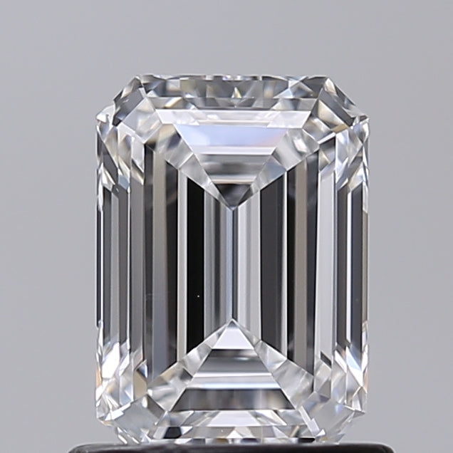 1.01 Carat Emerald Shaped, Very Good Cut, D Color, VVS2 Clarity, IGI Certified Lab Grown Diamond