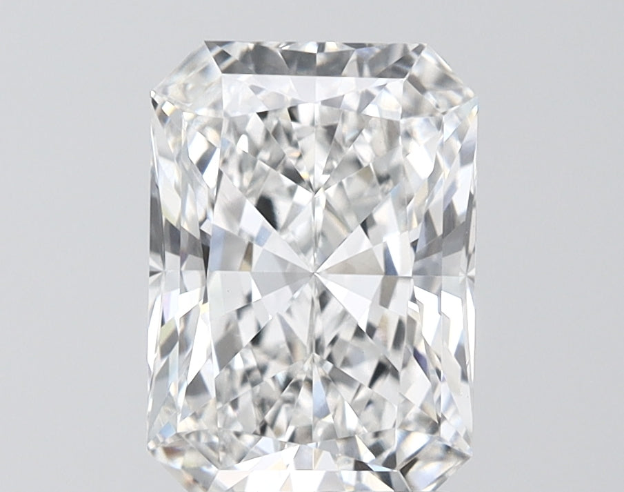 2.60 Carat Radiant Shaped, Ideal Cut, E Color, VVS2 Clarity, IGI Certified Lab Grown Diamond