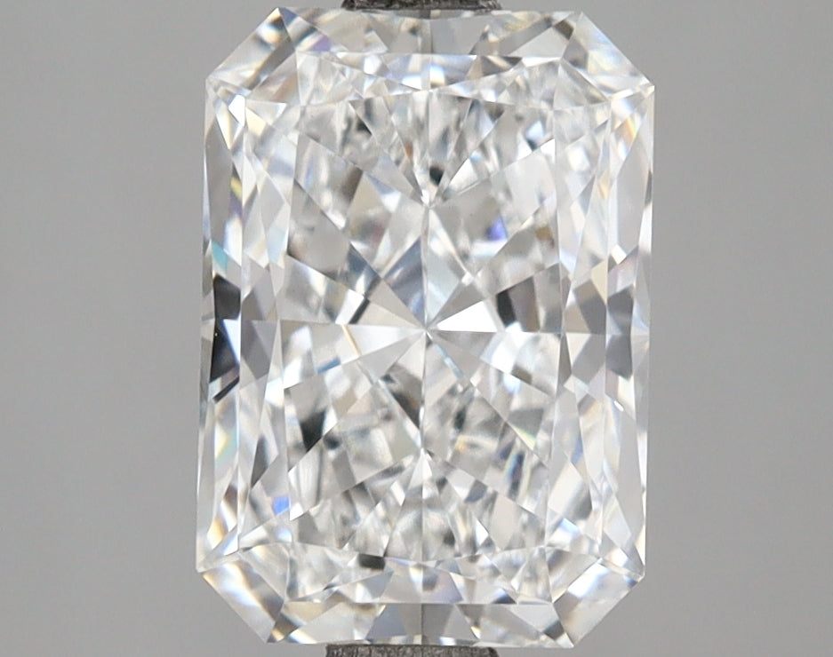 2.52 Carat Radiant Shaped, Ideal Cut, D Color, VVS2 Clarity, IGI Certified Lab Grown Diamond