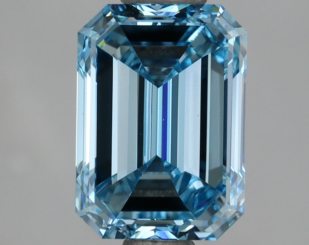 1.96 Carat Emerald Shaped, Very Good Cut, VS1 Clarity, IGI Certified Lab Grown Diamond