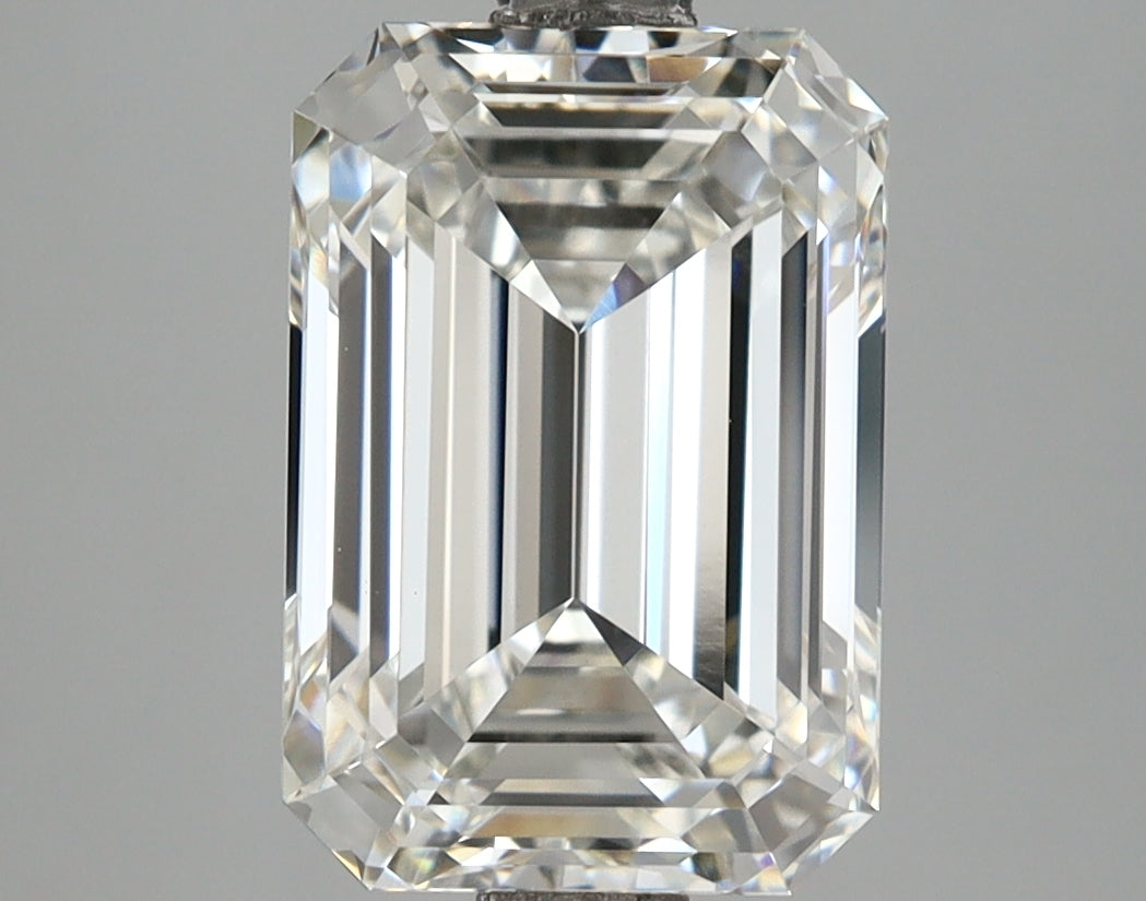 2.95 Carat Emerald Shaped, Ideal Cut, F Color, VVS2 Clarity, IGI Certified Lab Grown Diamond