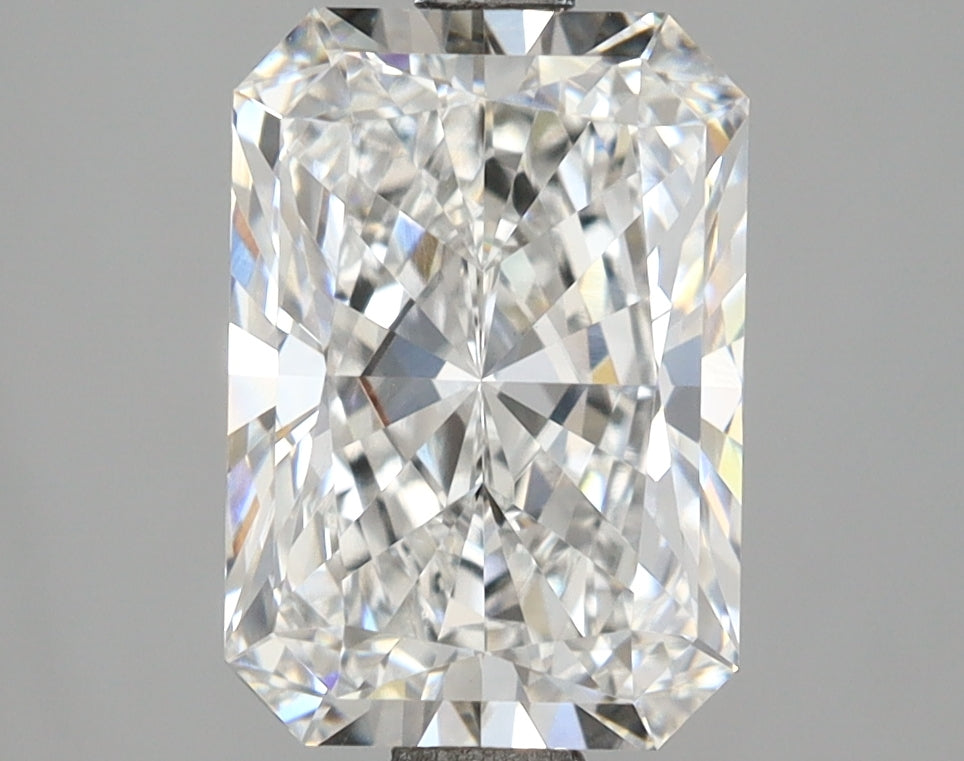 2.58 Carat Radiant Shaped, Ideal Cut, E Color, VVS2 Clarity, IGI Certified Lab Grown Diamond
