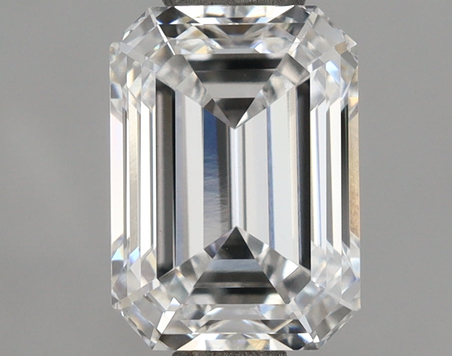 1.47 Carat Emerald Shaped, Ideal Cut, D Color, VVS2 Clarity, IGI Certified Lab Grown Diamond