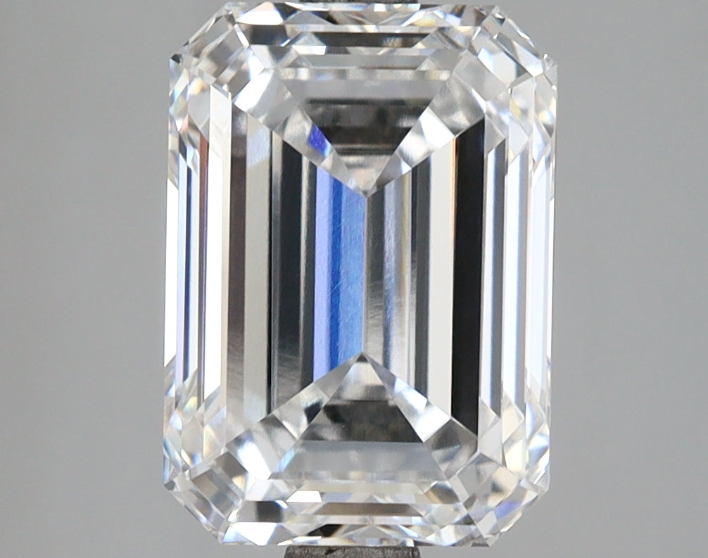 4.07 Carat Emerald Shaped, Ideal Cut, D Color, VVS1 Clarity, IGI Certified Lab Grown Diamond