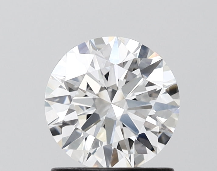 1.02 Carat Round Shaped, Ideal Cut, D Color, VVS2 Clarity, IGI Certified Lab Grown Diamond