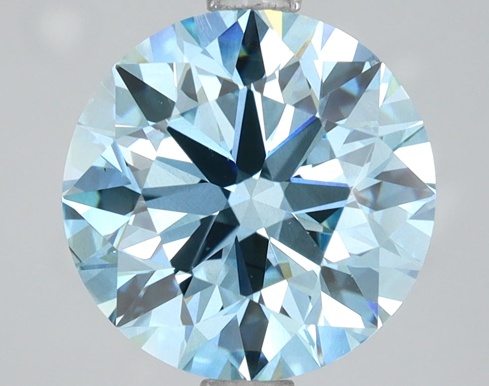 3.31 Carat Round Shaped, Excellent Cut, VS2 Clarity, IGI Certified Lab Grown Diamond