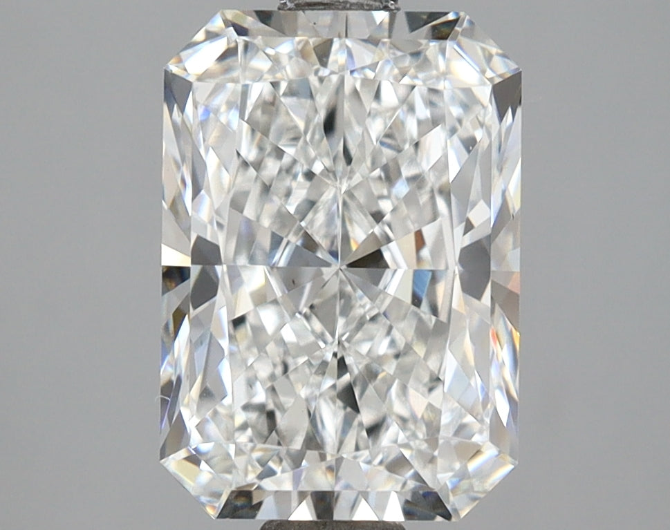 3.09 Carat Radiant Shaped, Ideal Cut, E Color, VVS2 Clarity, IGI Certified Lab Grown Diamond