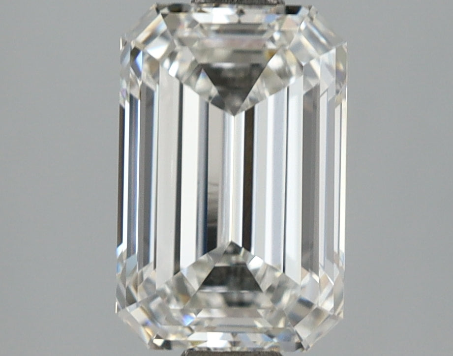 2.53 Carat Emerald Shaped, Ideal Cut, E Color, VVS2 Clarity, IGI Certified Lab Grown Diamond