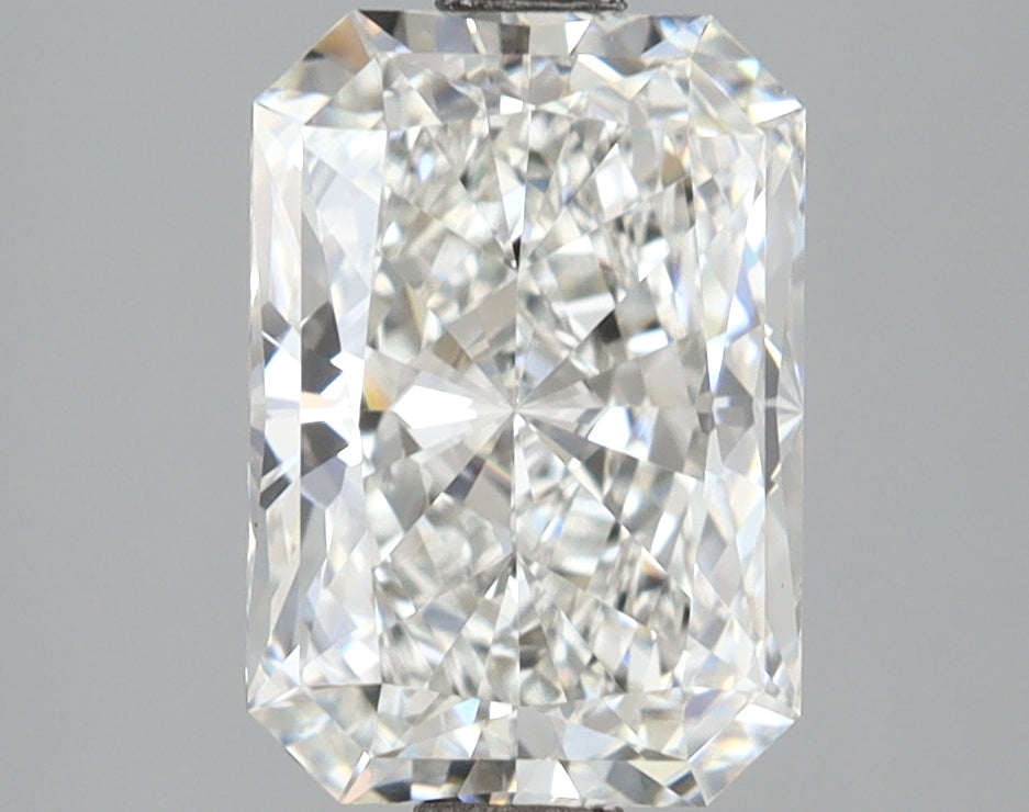 2.58 Carat Radiant Shaped, Ideal Cut, F Color, VVS2 Clarity, IGI Certified Lab Grown Diamond