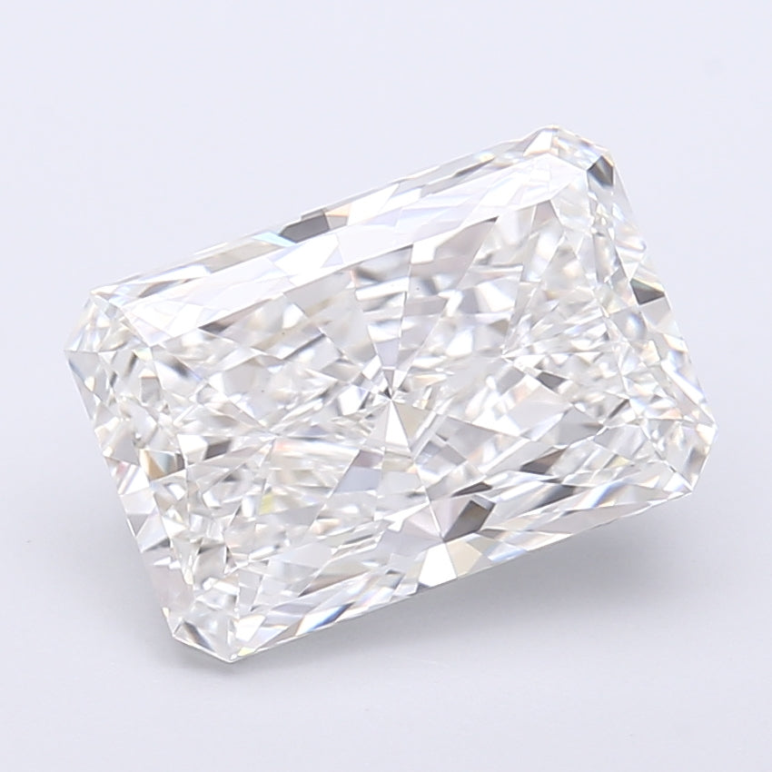 4.07 Carat Radiant Shaped, Very Good Cut, E Color, VVS2 Clarity, IGI Certified Lab Grown Diamond