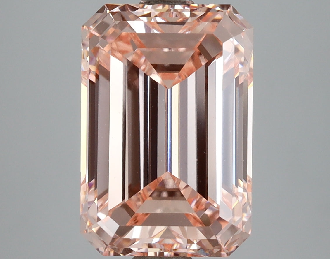 5.03 Carat Emerald Shaped, Ideal Cut, VS1 Clarity, IGI Certified Lab Grown Diamond