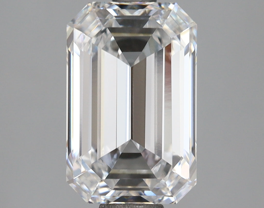 2.52 Carat Emerald Shaped, Ideal Cut, D Color, VVS1 Clarity, IGI Certified Lab Grown Diamond
