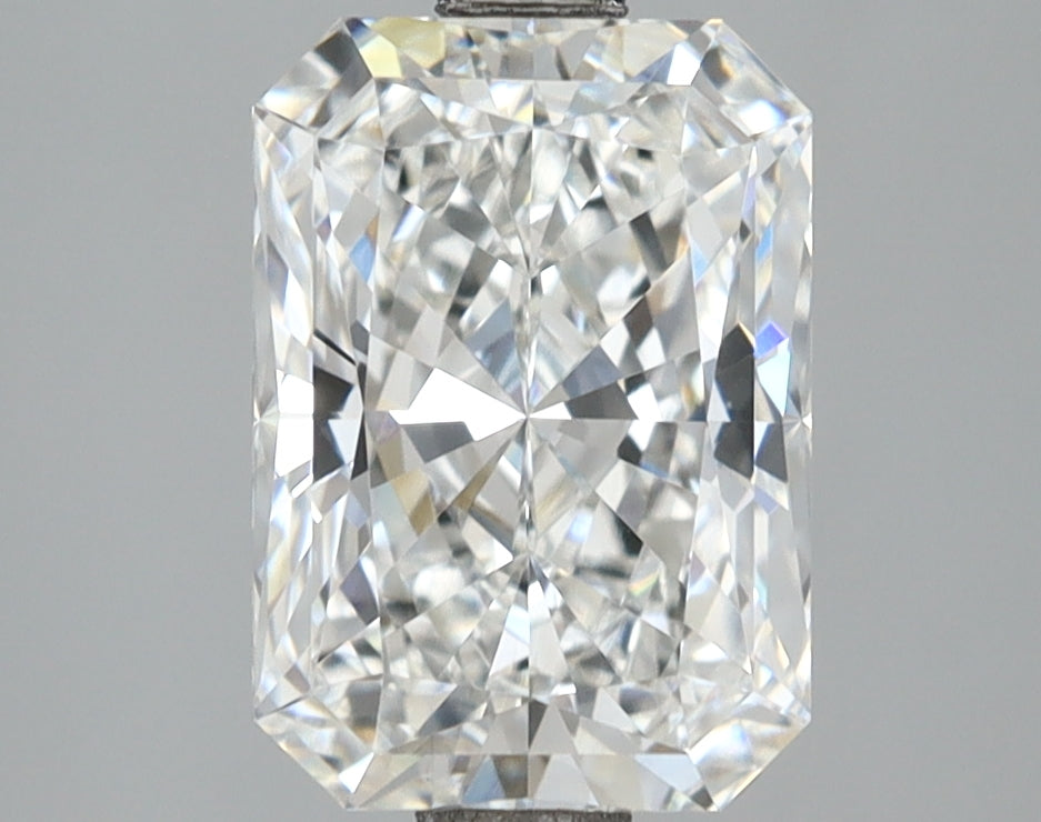 2.59 Carat Radiant Shaped, Ideal Cut, F Color, VVS2 Clarity, IGI Certified Lab Grown Diamond