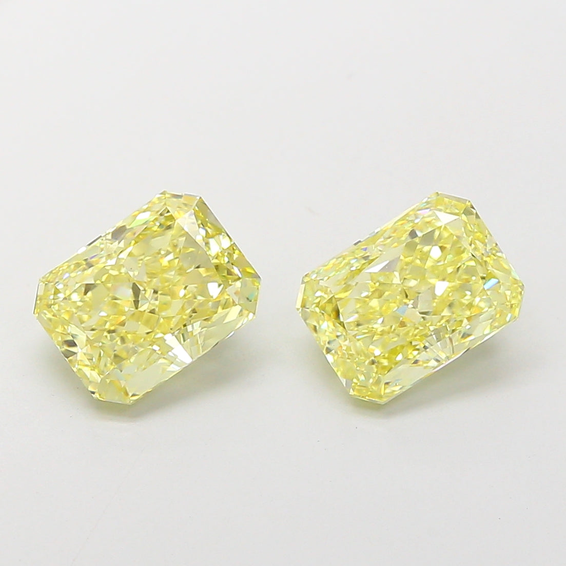 2.17 Carat Radiant Shaped, Excellent Cut, VS1 Clarity, IGI Certified Lab Grown Diamond