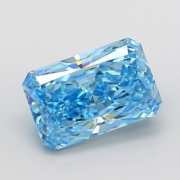 4.00 Carat Radiant Shaped, Very Good Cut, VS2 Clarity, IGI Certified Lab Grown Diamond
