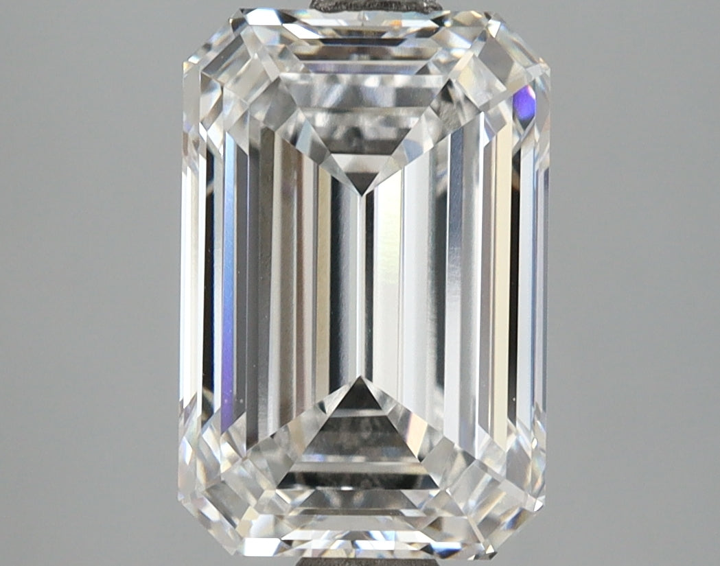 3.84 Carat Emerald Shaped, Ideal Cut, E Color, VVS2 Clarity, IGI Certified Lab Grown Diamond