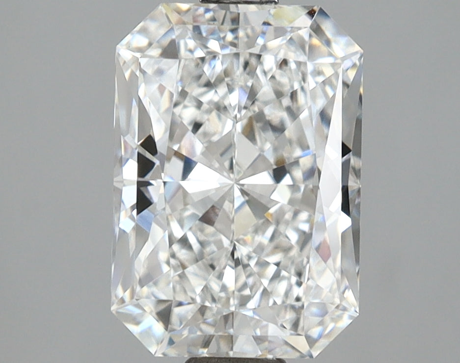 2.58 Carat Radiant Shaped, Ideal Cut, E Color, VVS2 Clarity, IGI Certified Lab Grown Diamond