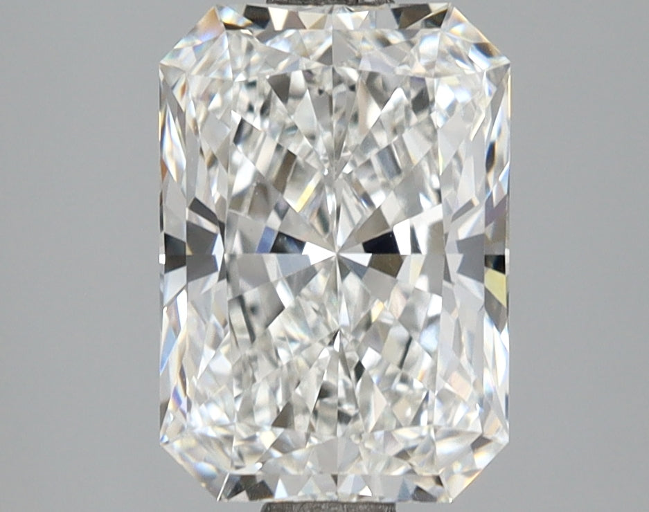 2.60 Carat Radiant Shaped, Ideal Cut, E Color, VVS2 Clarity, IGI Certified Lab Grown Diamond