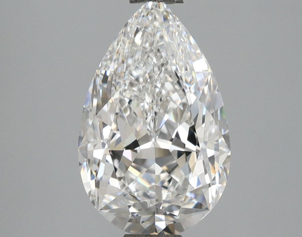 2.60 Carat Pear Shaped, Very Good Cut, E Color, VVS2 Clarity, IGI Certified Lab Grown Diamond