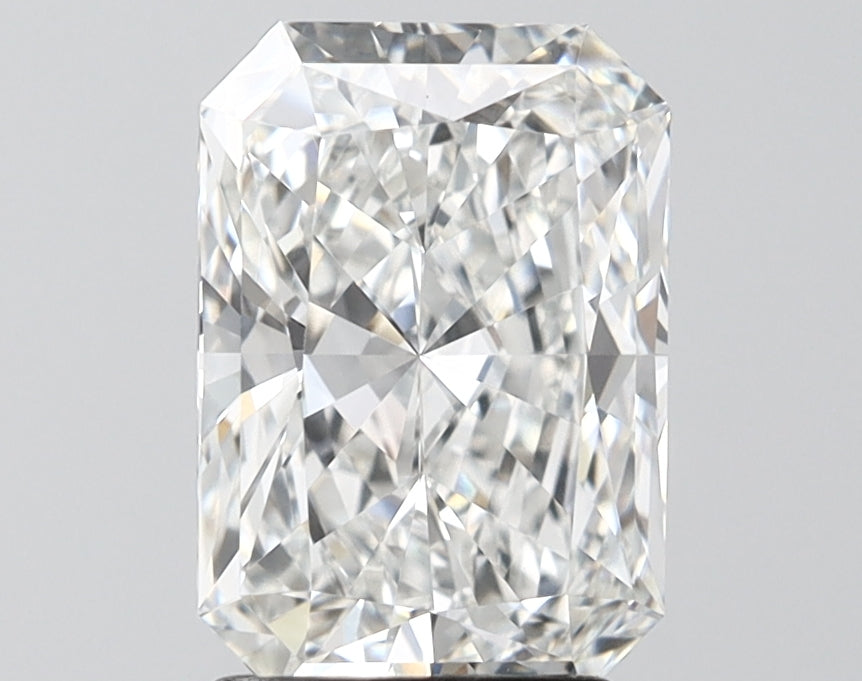 2.60 Carat Radiant Shaped, Ideal Cut, E Color, VVS2 Clarity, IGI Certified Lab Grown Diamond