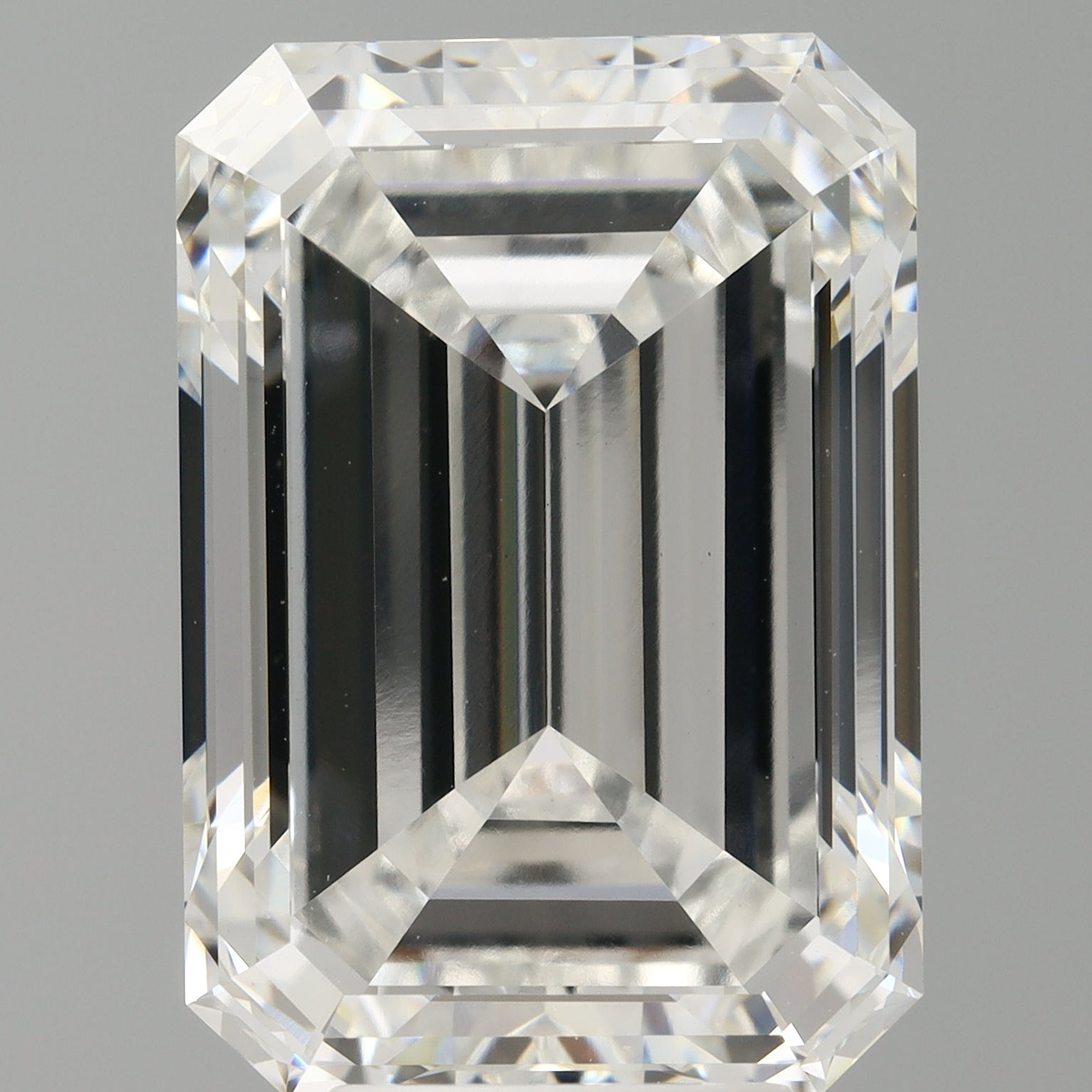 7.52 Carat Emerald Shaped, Very Good Cut, F Color, VVS2 Clarity, IGI Certified Lab Grown Diamond