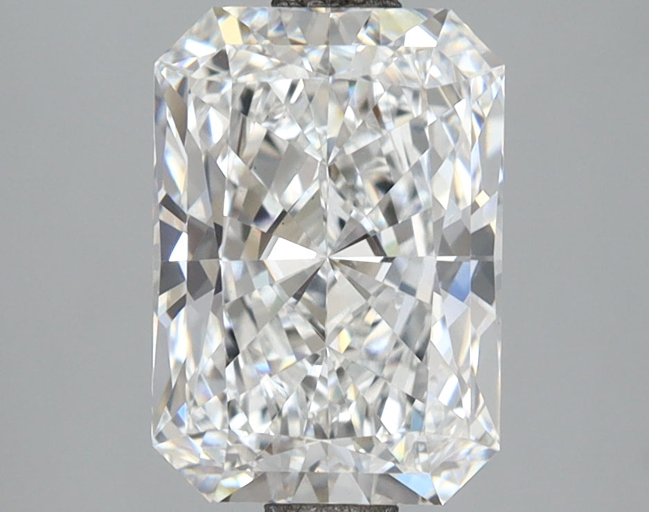 2.57 Carat Radiant Shaped, Ideal Cut, E Color, VS1 Clarity, IGI Certified Lab Grown Diamond