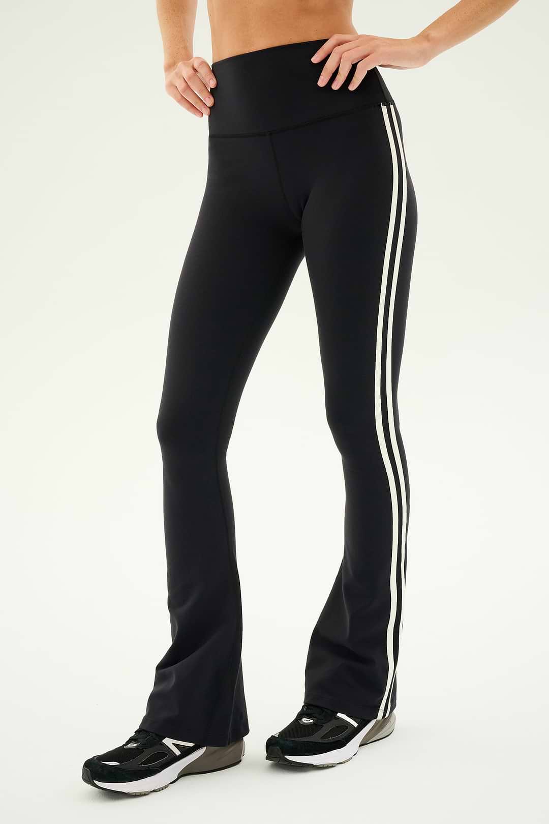 【FOLKS THE LABEL】FLARE LEGGINGS 49_RAQUEL_HIGH_WAIST_SUPPLEX_F