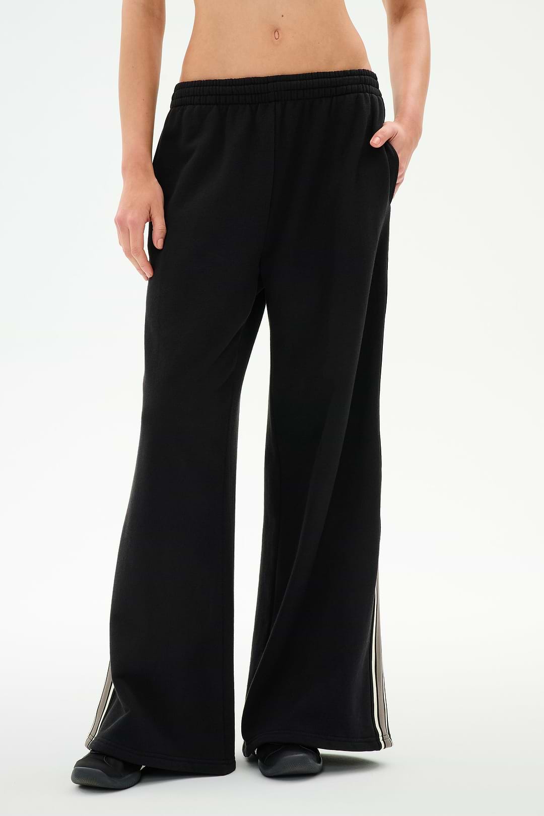 Dallas French Terry Wide Leg Sweatpant - Black/Lentil – SPLITS59