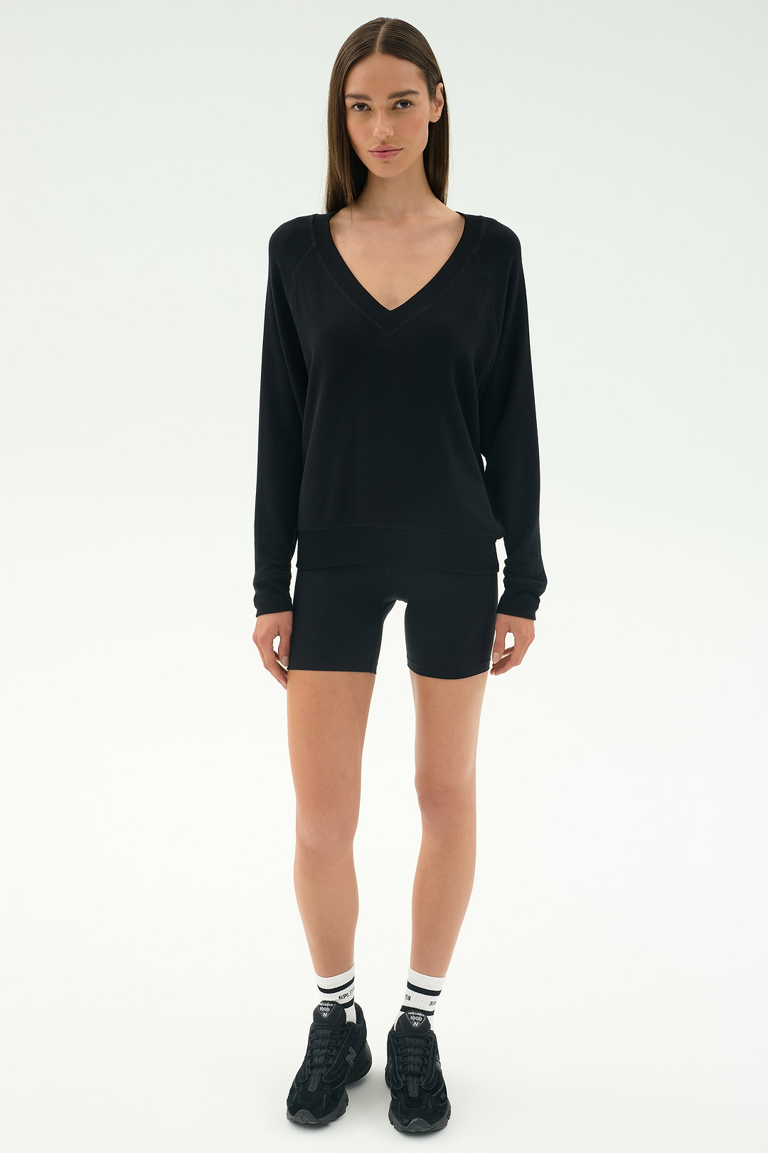 Bennie Fleece V Neck Sweatshirt - Black – SPLITS59
