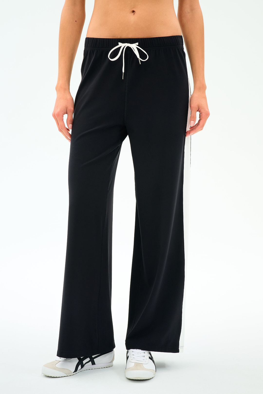 Willow Airweight Wide Leg - Black/White – SPLITS59