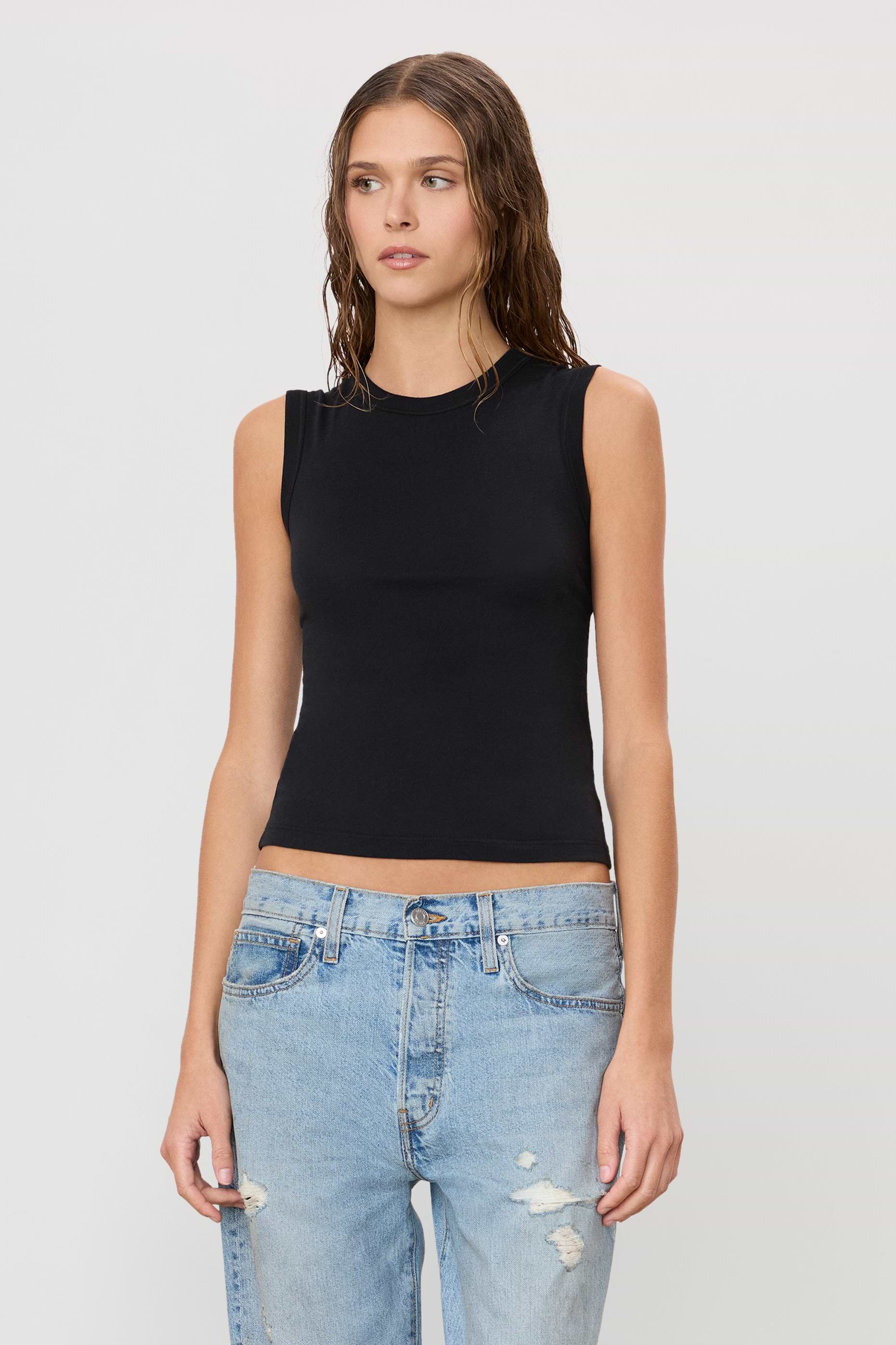 FITTED MUSCLE TANK - ÉTERNE