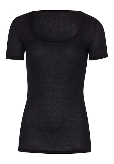 HANRO_241_W_Ultralight_SSLVShirt_071827_070019_010.jpg