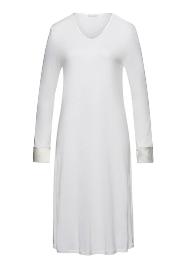HANRO_242_W_Virginia_LSLVNightdress110cm_074875_070102_010.jpeg