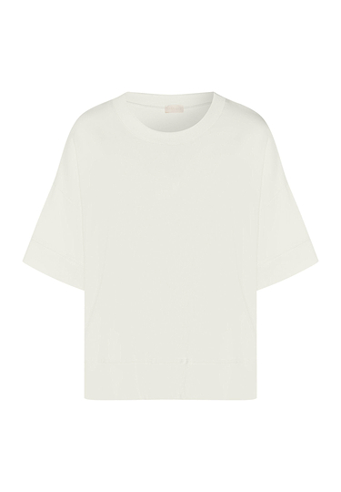 HANRO_261_W_NaturalLiving_SSLVSweatshirt_078896_072123_010.jpg