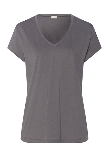 HANRO_261_W_NaturalShirt_SSLVShirtVNeck_078256_072181_010.jpg