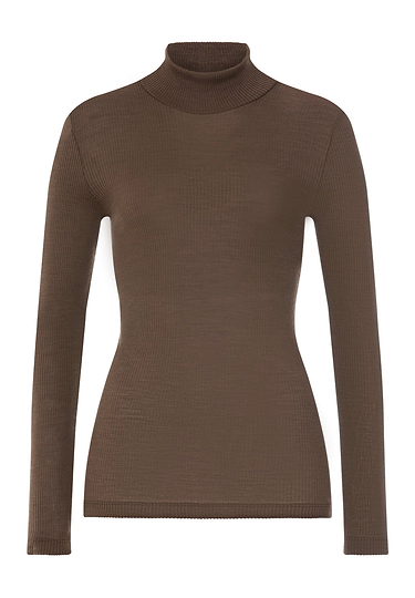 Front cutout view of HA natural teak wool Turtle-Neck Shirt