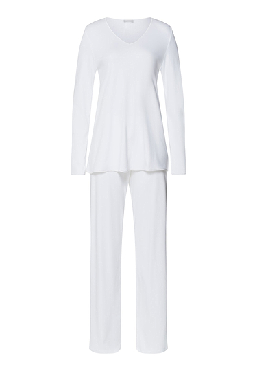 HANRO_B_W_CottonSilk_LSLVPajama_074816_070101_010.jpg