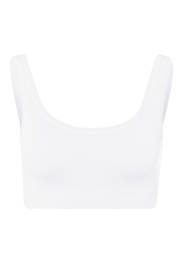 HANRO_B_W_TouchFeeling_CropTop_071810_070101_010.jpg