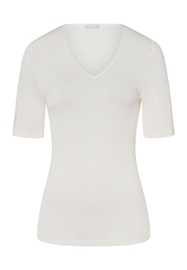 HANRO_B_W_WoolenSilk_SSLVShirt_071417_070795_010.jpg