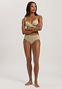 HANRO_241_W_Moments_PaddedBra_071503_072720_060.jpg