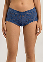HANRO_241_W_Moments_Panty_071447_072604_040.jpg