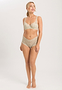 HANRO_241_W_Moments_Panty_071447_072720_060.jpg
